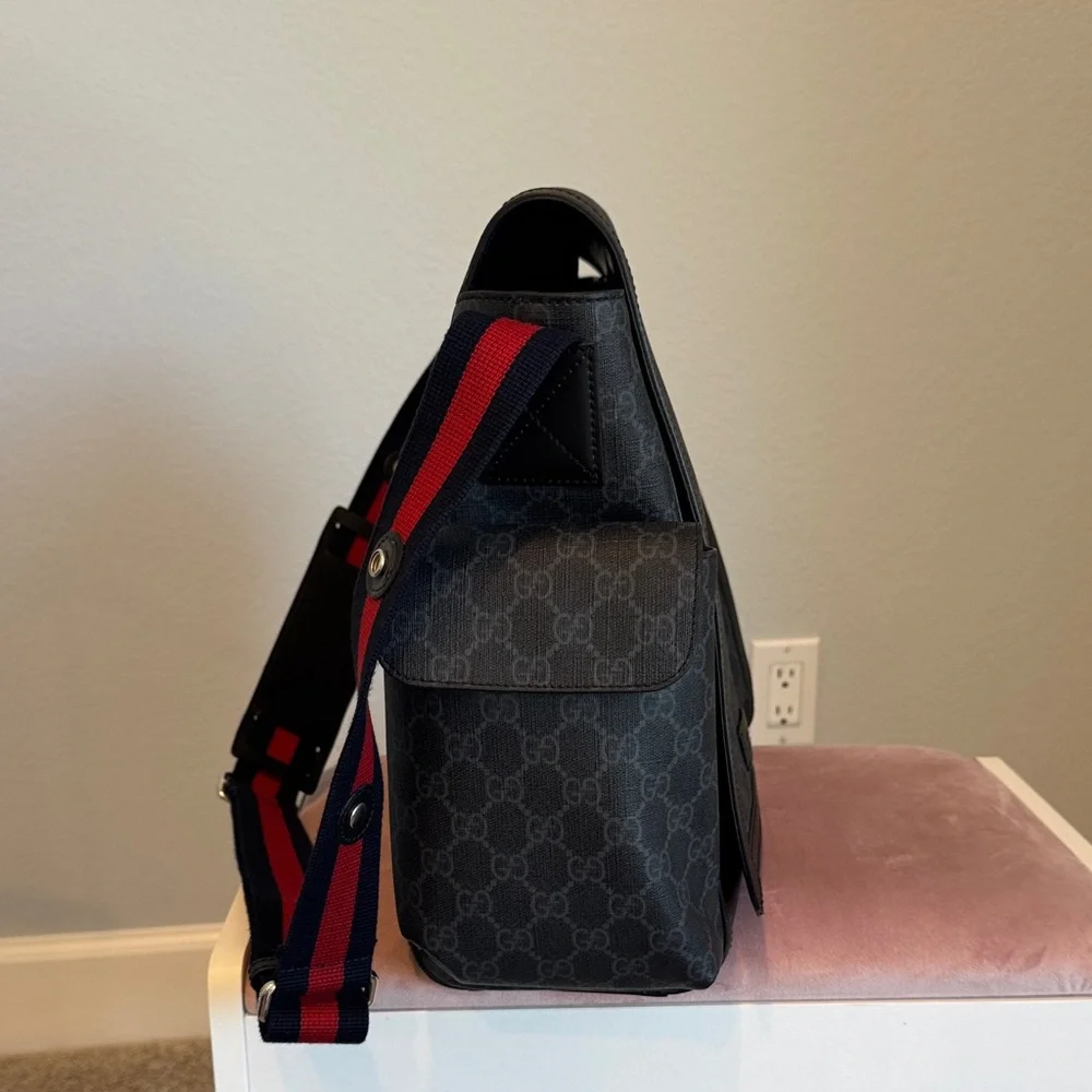 Gucci GG Monogram Black Large Changing Bag Diaper Bag - Picture 7 of 11